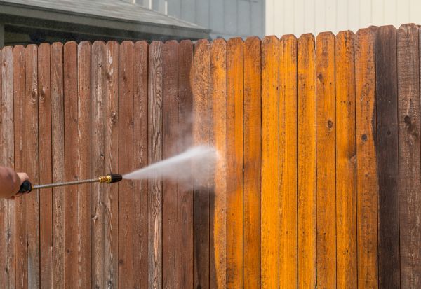 Fence Power Washing in Lexington