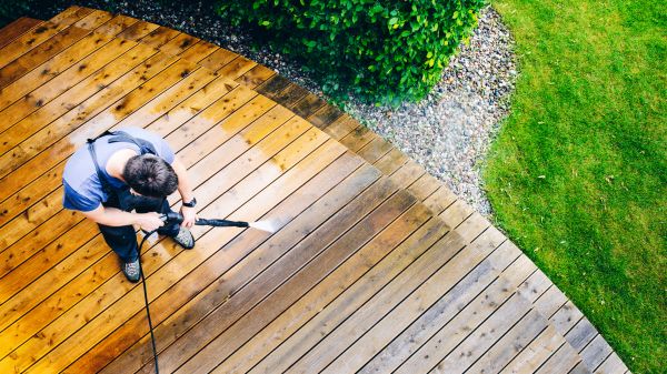Deck Pressure Cleaning in Lexington